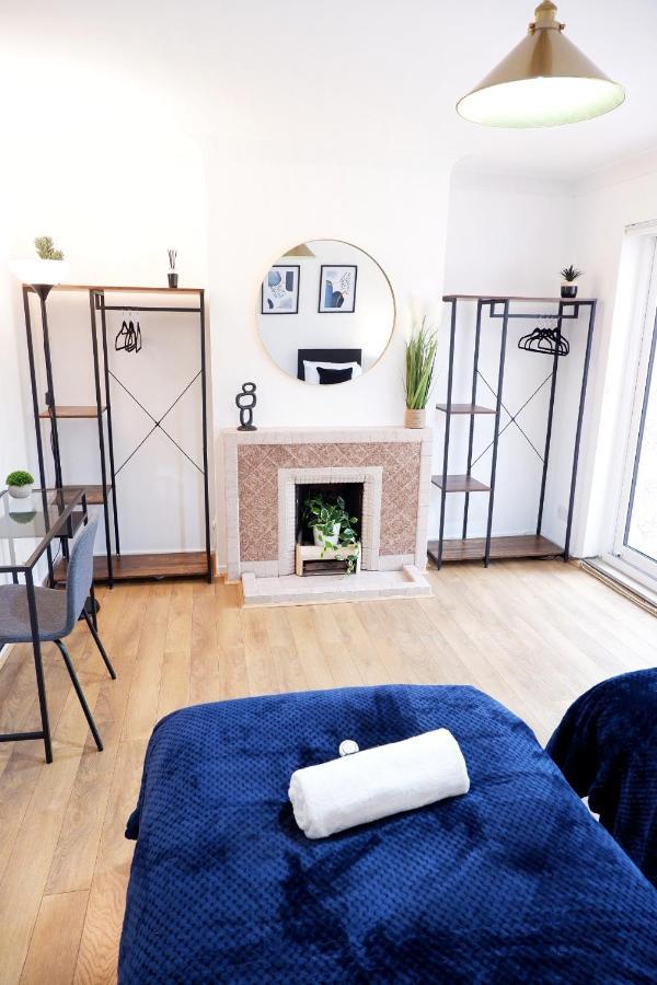 Comfortable And Cozy 4-Bedroom House Near The Hospital Cambridge  Ngoại thất bức ảnh
