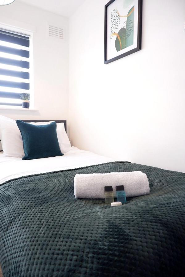 Comfortable And Cozy 4-Bedroom House Near The Hospital Cambridge  Ngoại thất bức ảnh